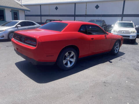 2015 Dodge Challenger SXT