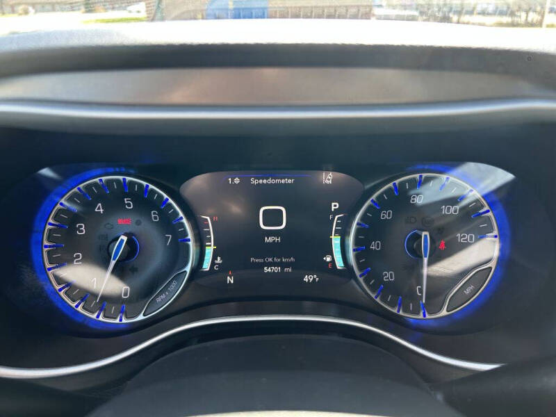 2024 Chrysler Pacifica Touring L