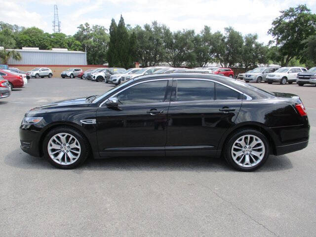 2019 Ford Taurus Limited