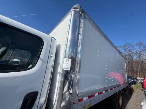 2018 Freightliner M2 106