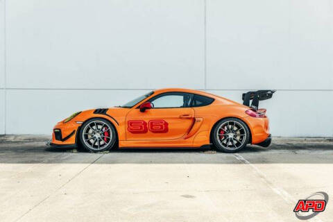 2016 Porsche Cayman GT4