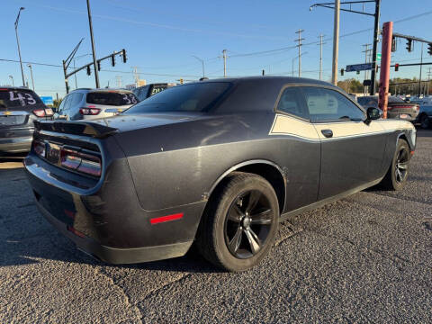 2017 Dodge Challenger SXT