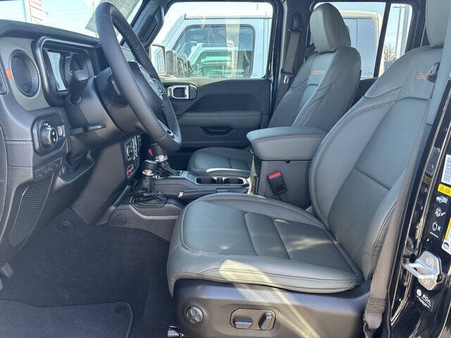 2026 Jeep Gladiator Mojave X