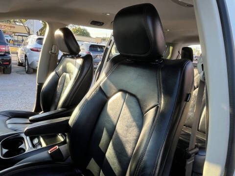 2017 Chrysler Pacifica Touring Plus