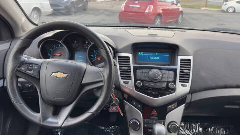 2012 Chevrolet Cruze LT Fleet