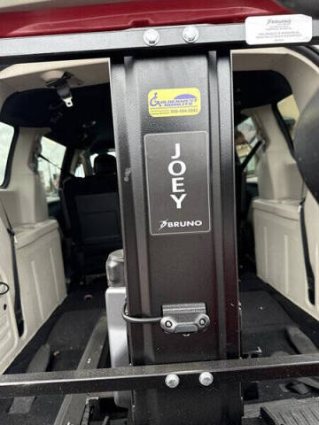 2014 Dodge Grand Caravan SE 30th Anniversary