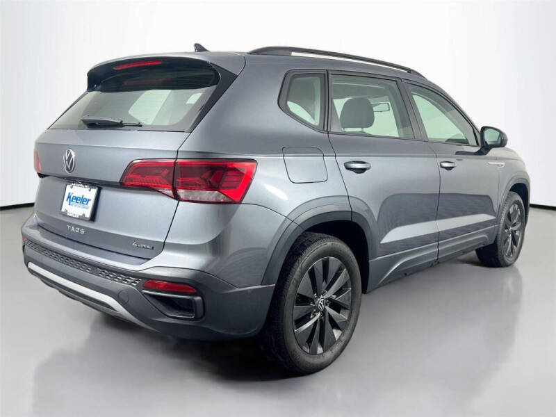 2022 Volkswagen Taos S 4Motion