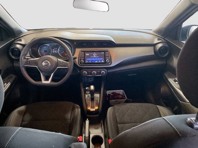 2019 Nissan Kicks S