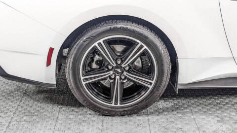 2024 Ford Mustang EcoBoost