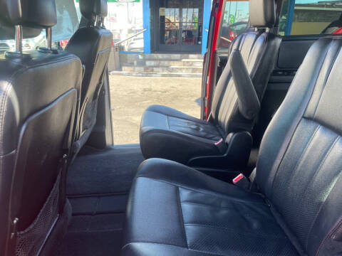 2016 Dodge Grand Caravan R/T