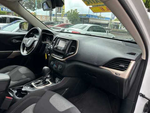 2017 Jeep Cherokee Sport Altitude