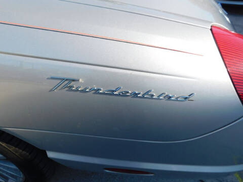 2004 Ford Thunderbird Deluxe