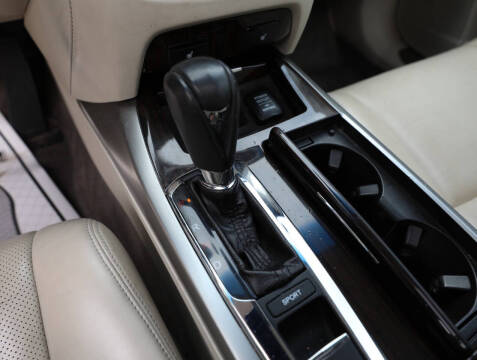 2016 Acura RLX w/Tech