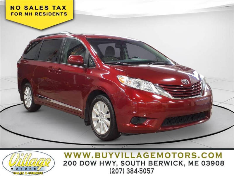 2016 Toyota Sienna LE's photo