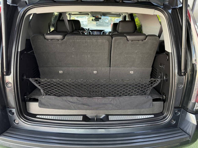 2019 Cadillac Escalade Luxury