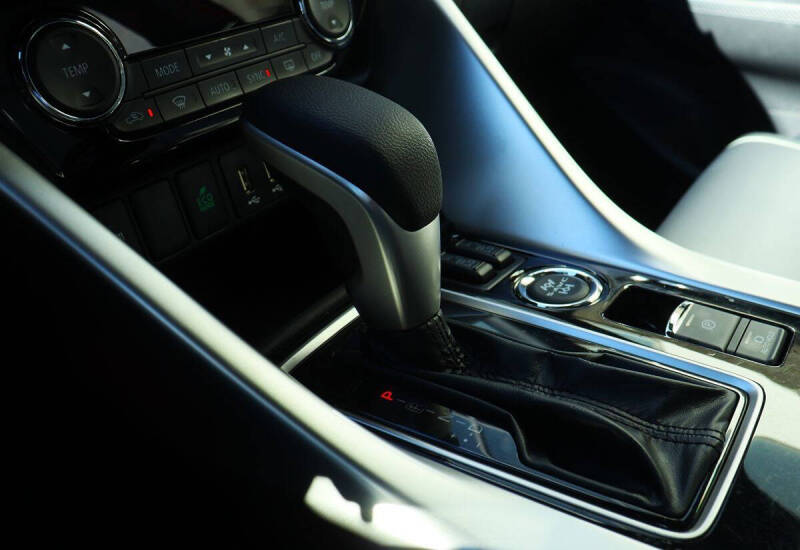 2024 Mitsubishi Eclipse Cross SEL