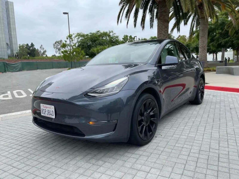 2024 Tesla Model Y Long Range