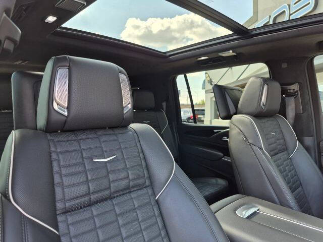 2023 Cadillac Escalade-V ESV