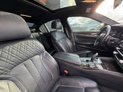 2017 BMW 5 Series 540i