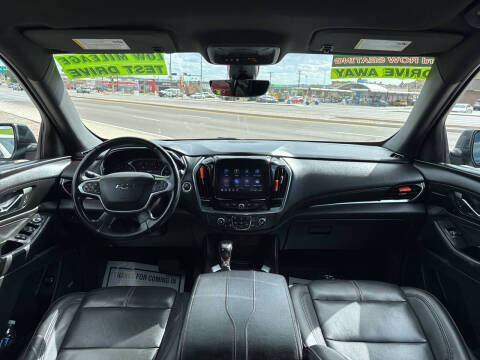 2022 Chevrolet Traverse RS