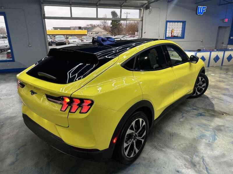 2025 Ford Mustang Mach-E Select