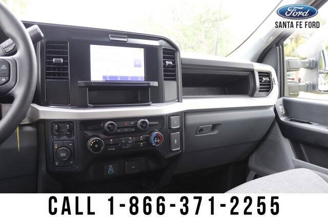 2025 Ford F-350 Super Duty XL