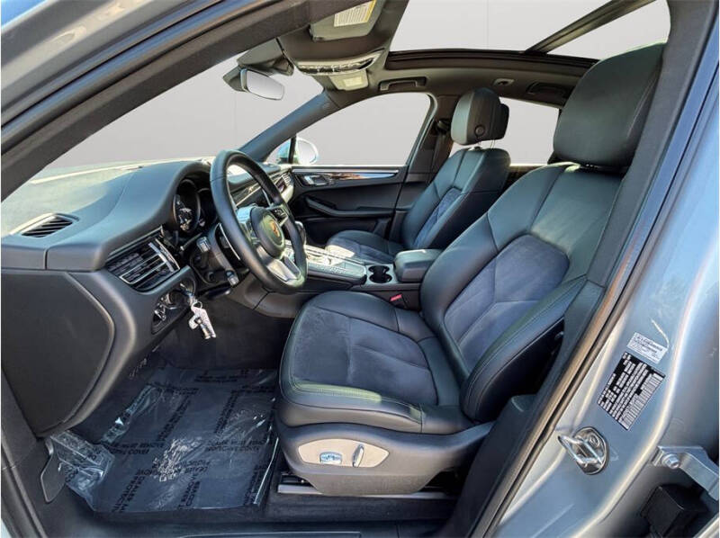 2020 Porsche Macan