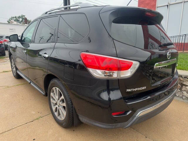 2015 Nissan Pathfinder SV