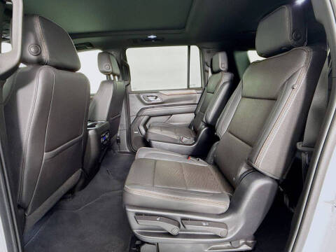 2022 Chevrolet Suburban High Country