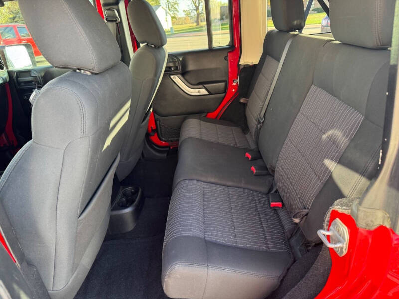 2011 Jeep Wrangler Unlimited Sahara