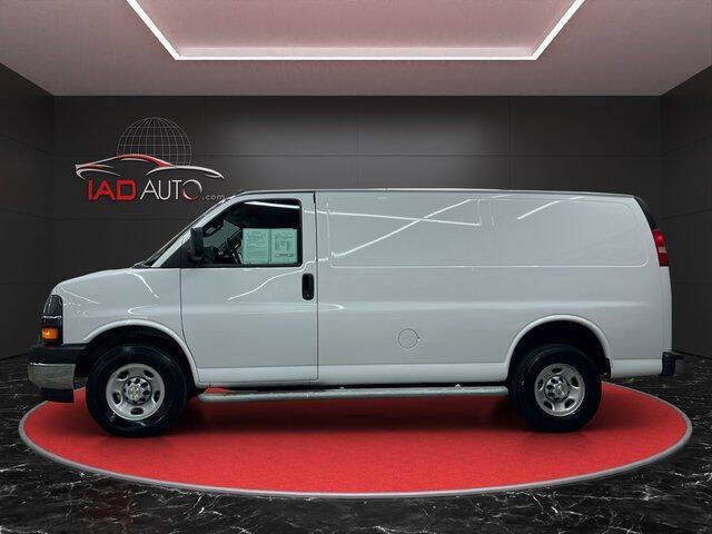 2023 Chevrolet Express 2500