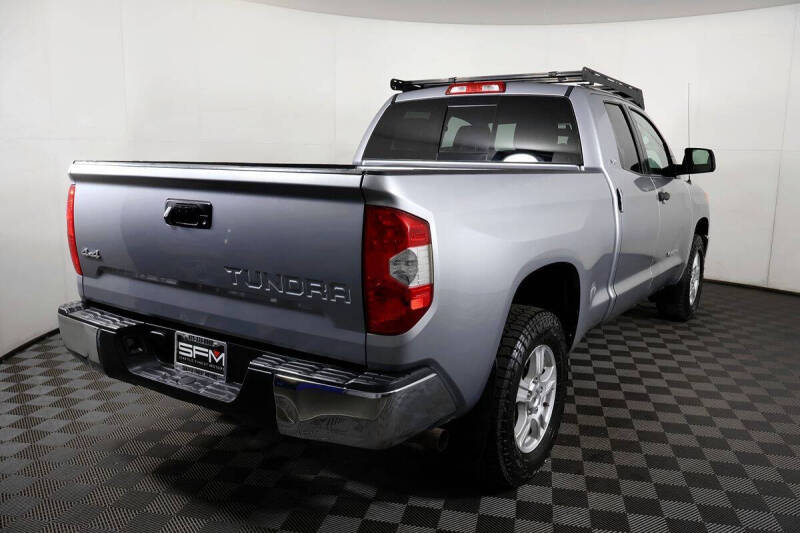 2017 Toyota Tundra SR5