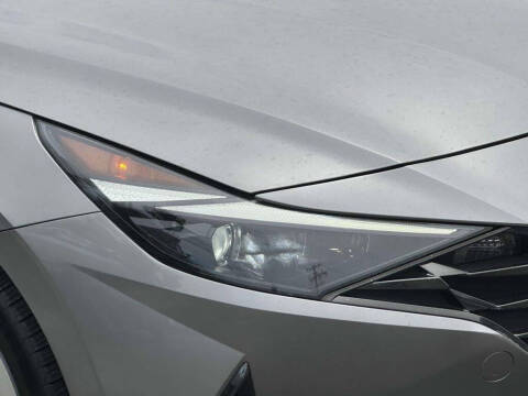 2023 Hyundai Elantra Hybrid Limited