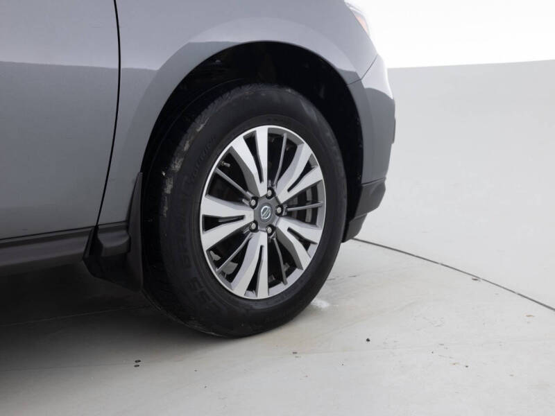 2018 Nissan Pathfinder S