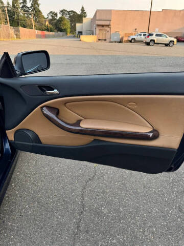 2005 BMW 3 Series 325Ci