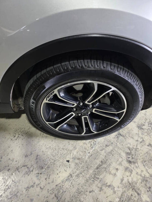 2015 Ford Explorer Sport