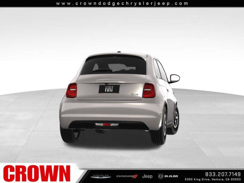 2025 FIAT 500e Giorgio Armani
