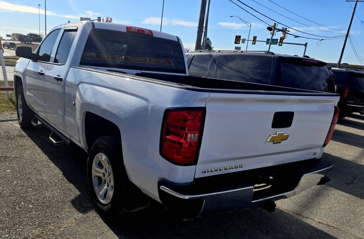 2014 Chevrolet Silverado 1500 for sale at DURANGO AUTO CENTER LLC in Tulsa, OK