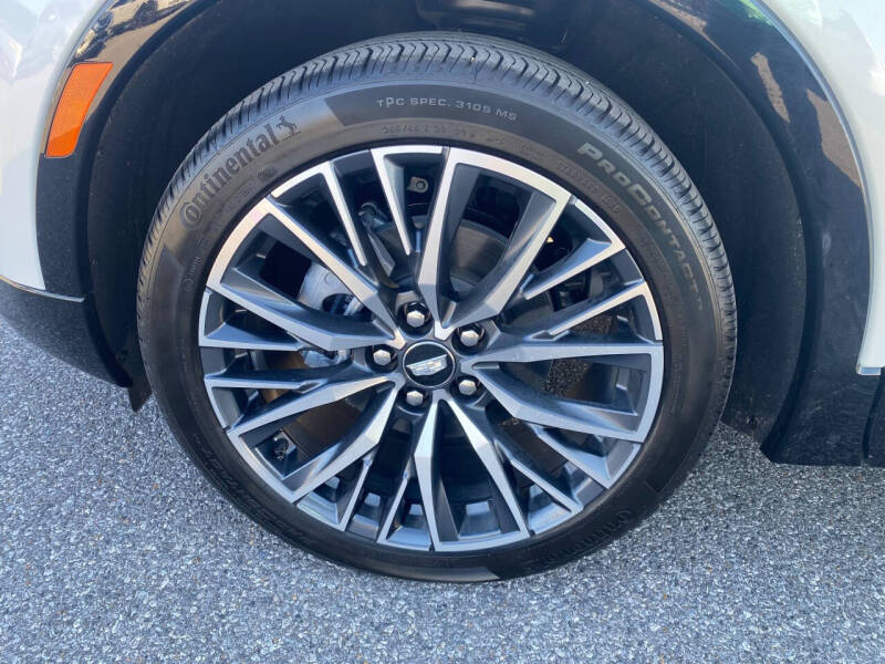 2025 Cadillac XT4 Sport