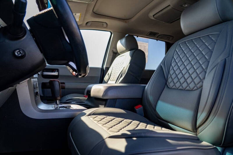 2015 Toyota Sequoia Platinum