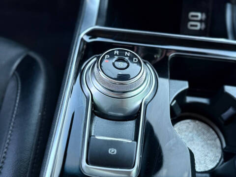 2020 Ford Edge Titanium