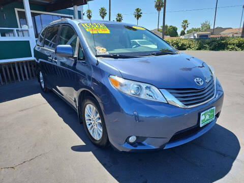 2013 Toyota Sienna XLE Mobility 7-Passenger