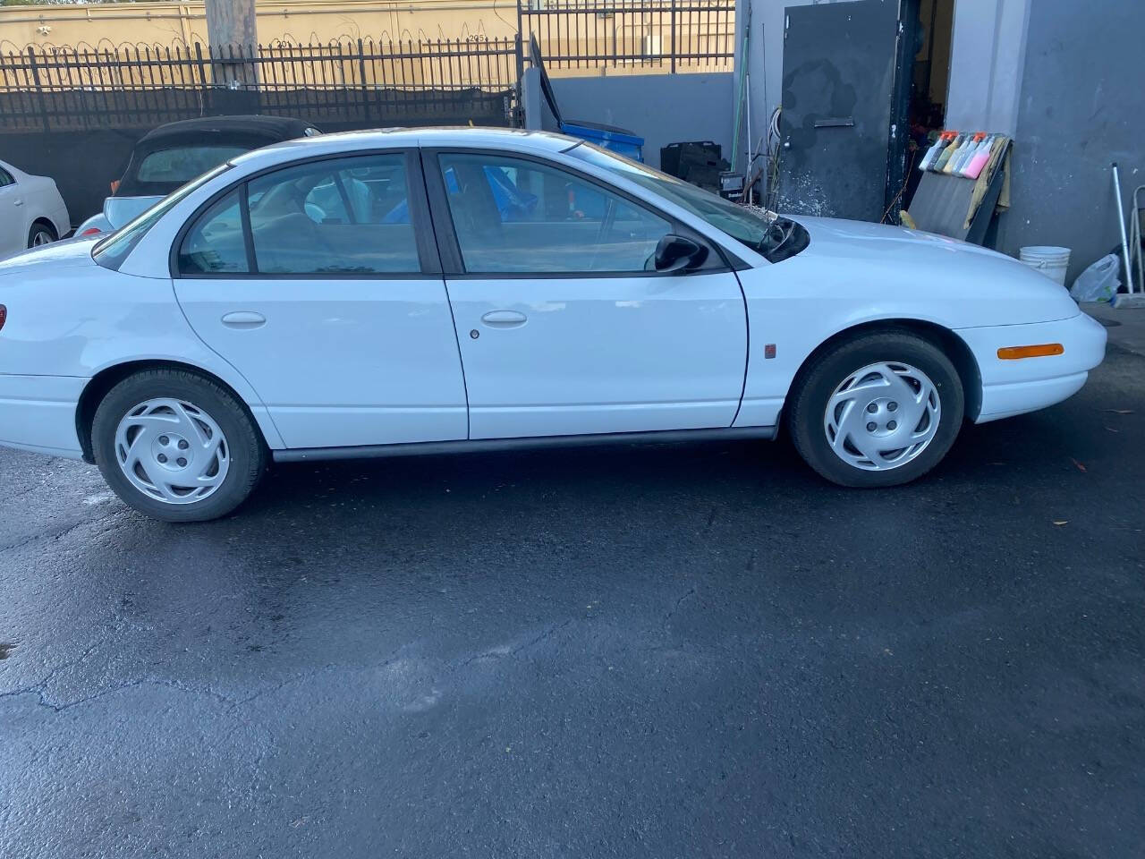 2001 Saturn S-Series for sale at ZRV AUTO INC in Brea, CA