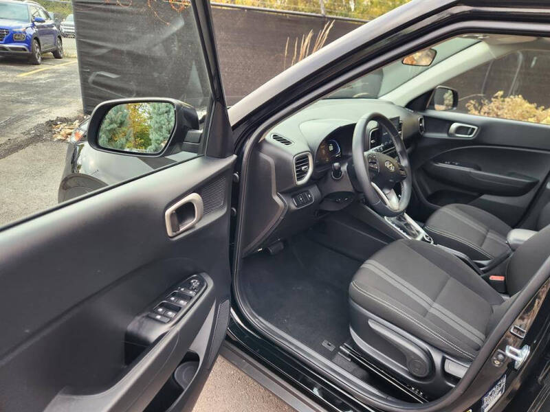 2024 Hyundai Venue SEL