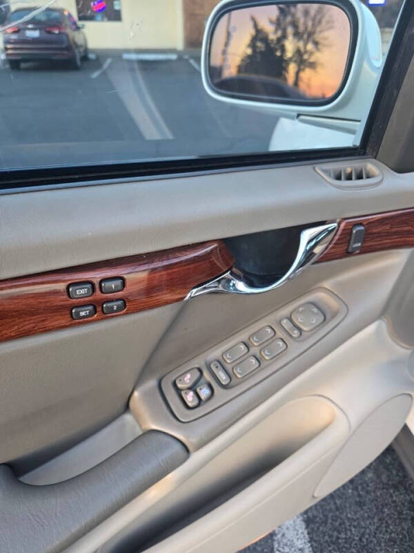 2004 Cadillac DeVille