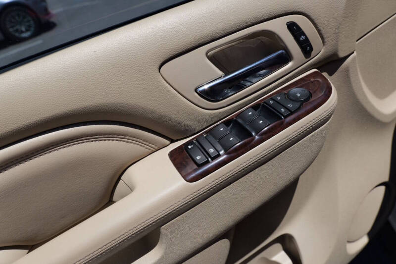 2013 Cadillac Escalade Premium