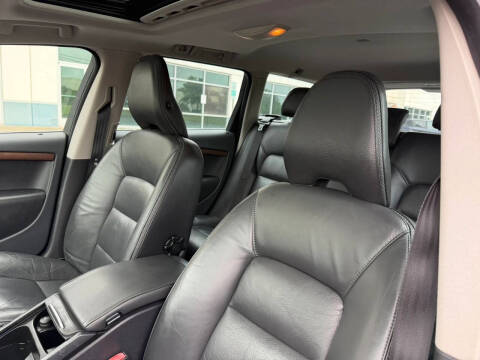 2011 Volvo XC70 3.2