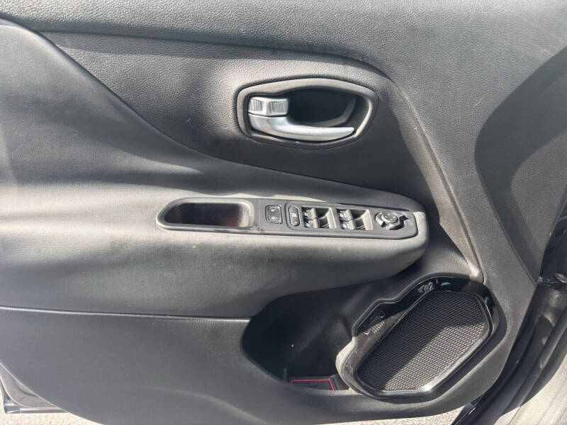 2017 Jeep Renegade Altitude