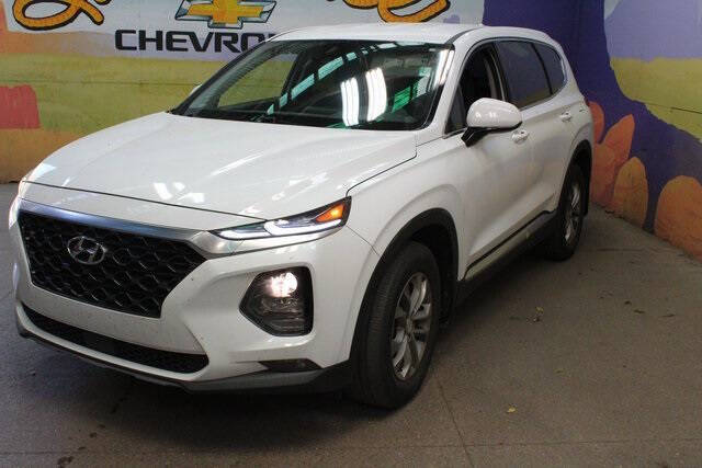 Used 2020 Hyundai Santa Fe SEL with VIN 5NMS3CAD2LH147010 for sale in Grand Ledge, MI