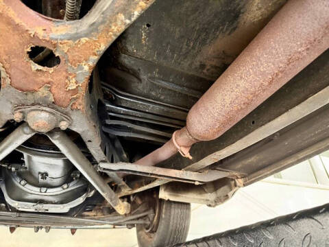 1948 Ford Super Deluxe